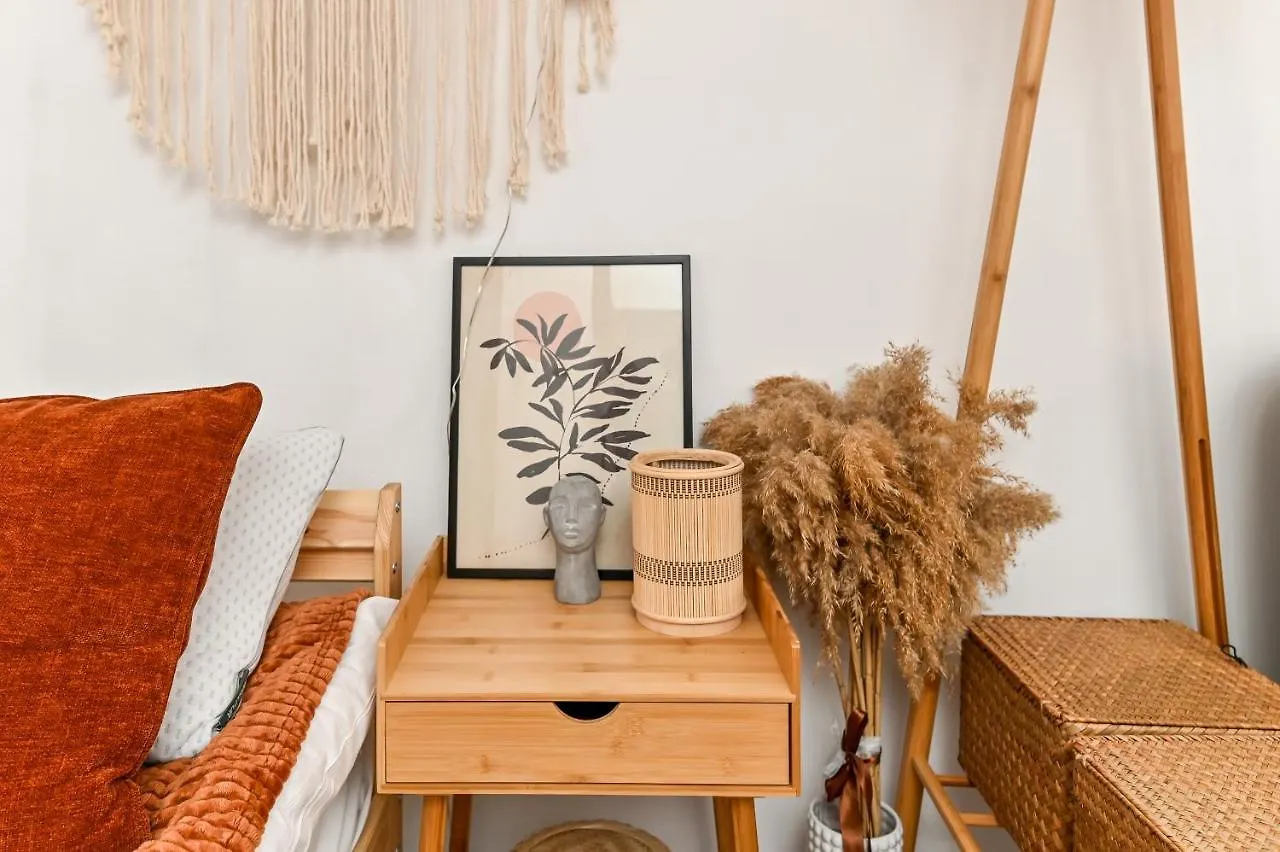 Cosy&Art 1Bd Apartment Next To Slaveykov Square Sofia