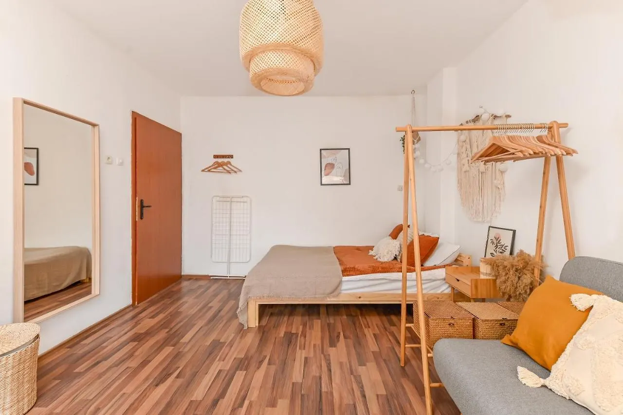 Cosy&Art 1Bd Apartment Next To Slaveykov Square Sofia