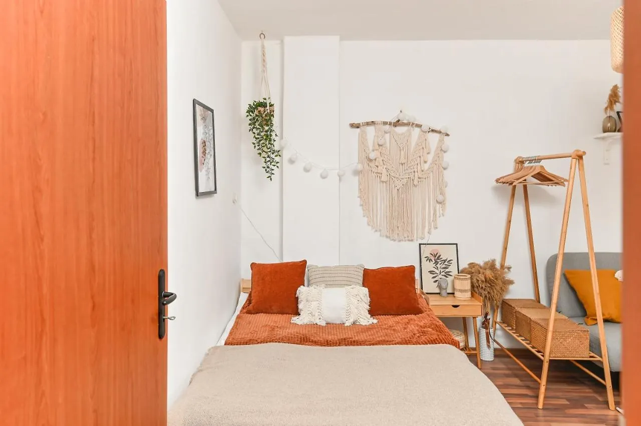 Cosy&Art 1Bd Apartment Next To Slaveykov Square Sofia